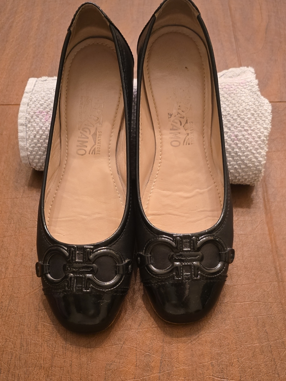 Vintage Salvatore Ferragamo Black Patent Leather Gancini Ballet Flats